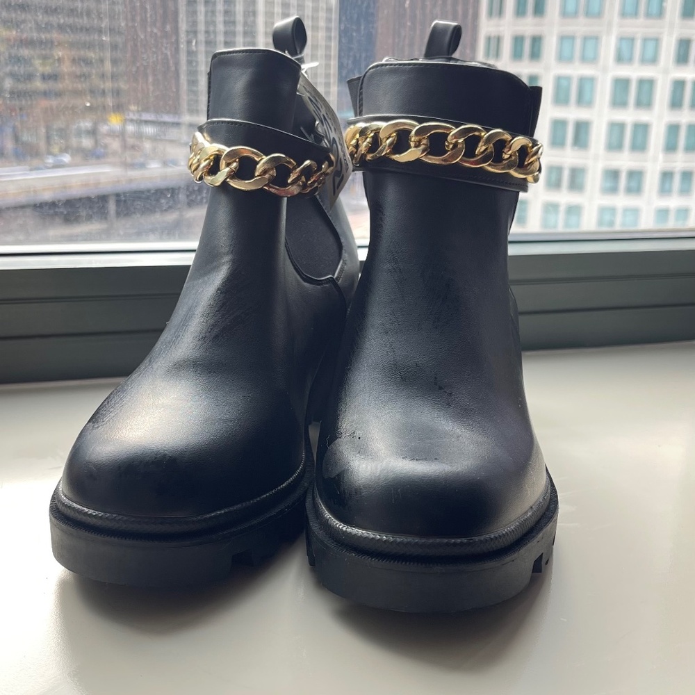 Black boots